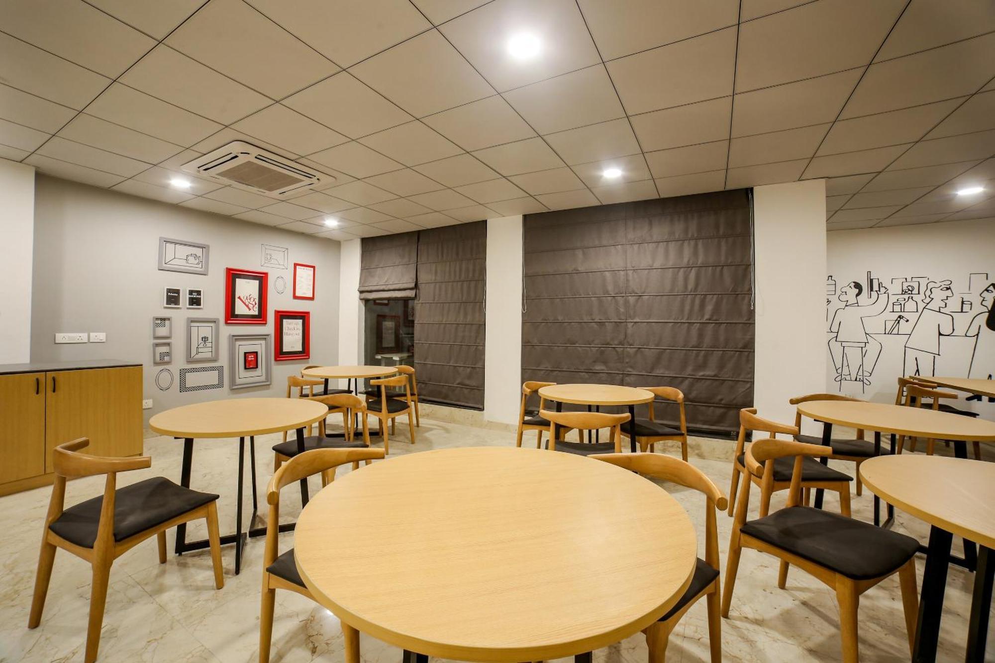 Collection O Singha Chowk Ґурґаон Екстер'єр фото
